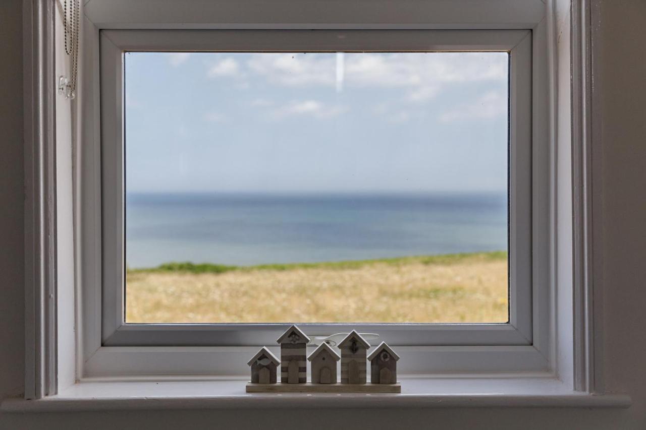 Seaview At No.5 Mundesleyヴィラ エクステリア 写真